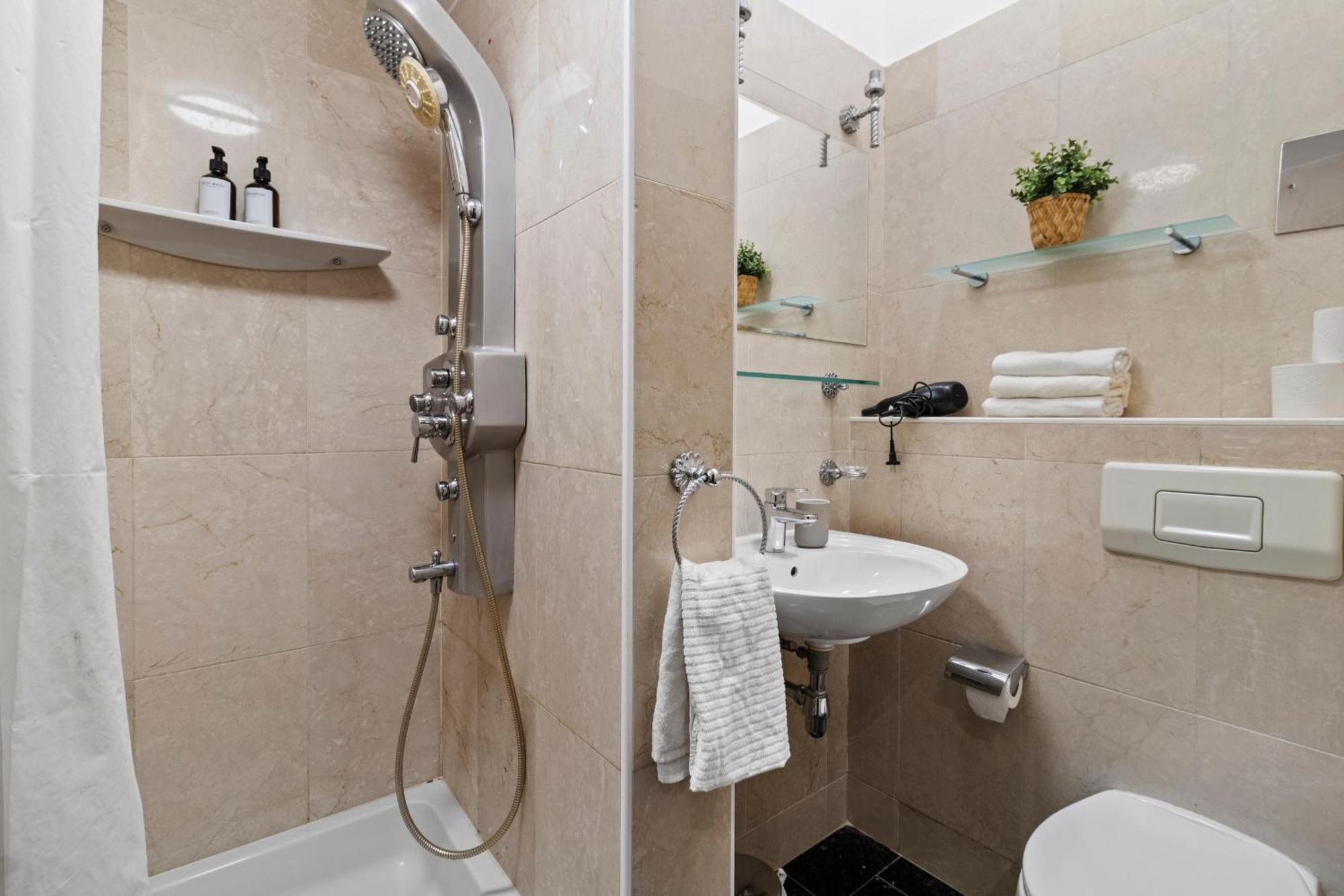 Chic Vienna Apartment Buitenkant foto